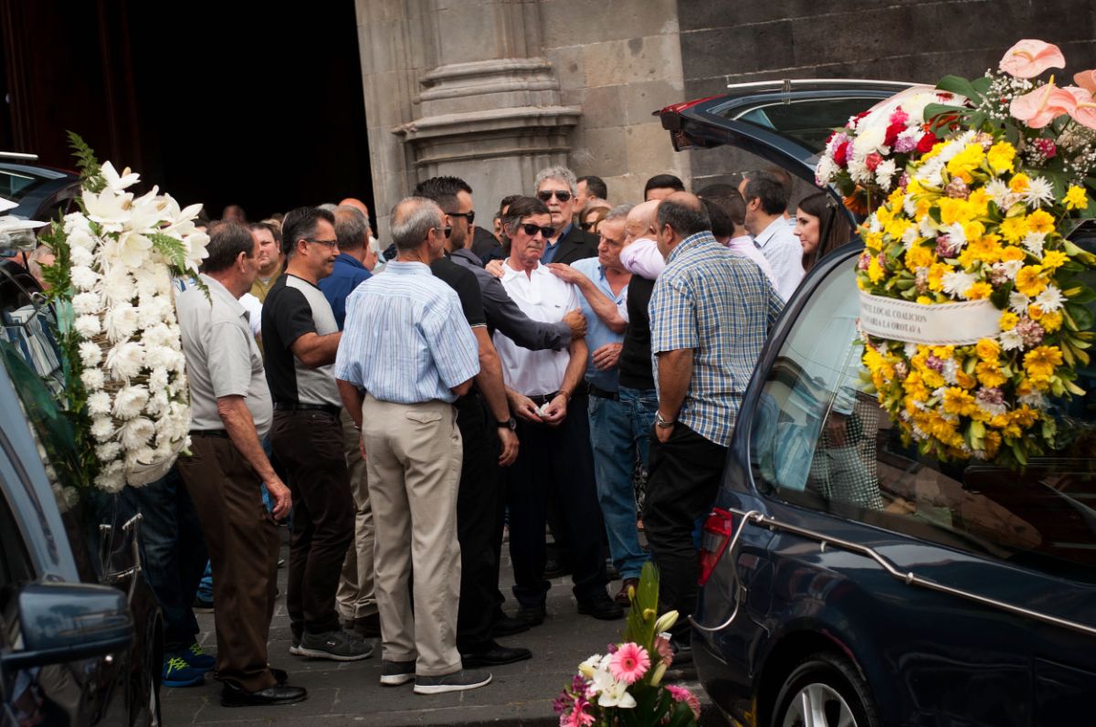 Entierro de las víctimas del asesinato en La Orotava. | Fran Pallero