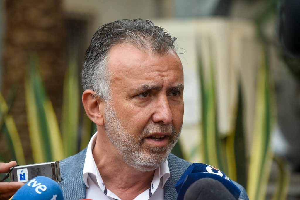 Ángel Víctor Torres (PSOE)