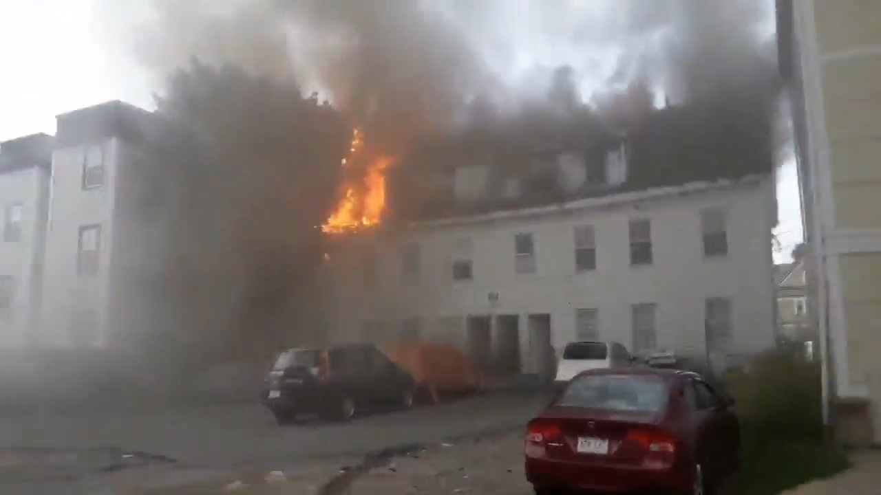 Al menos un muerto tras una cadena de explosiones en Boston. / EP