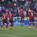 CD Tenerife se estrena esta tarde ante su público mostrando las primeras urgencias de la temporada. | Sergio Méndez