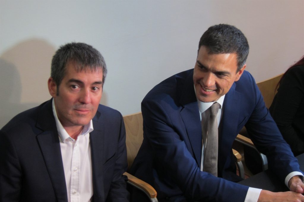 Fernando Clavijo y Pedro Sánchez. / EP