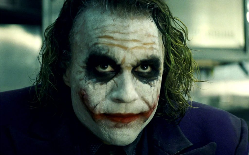 Desfiguran con la 'sonrisa del Joker' a un hombre en Marbella