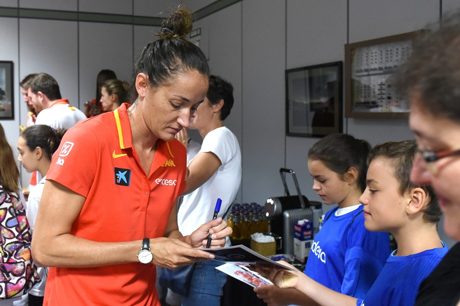 Laia Palau fue una de las jugadoras más solicitadas. S.M.