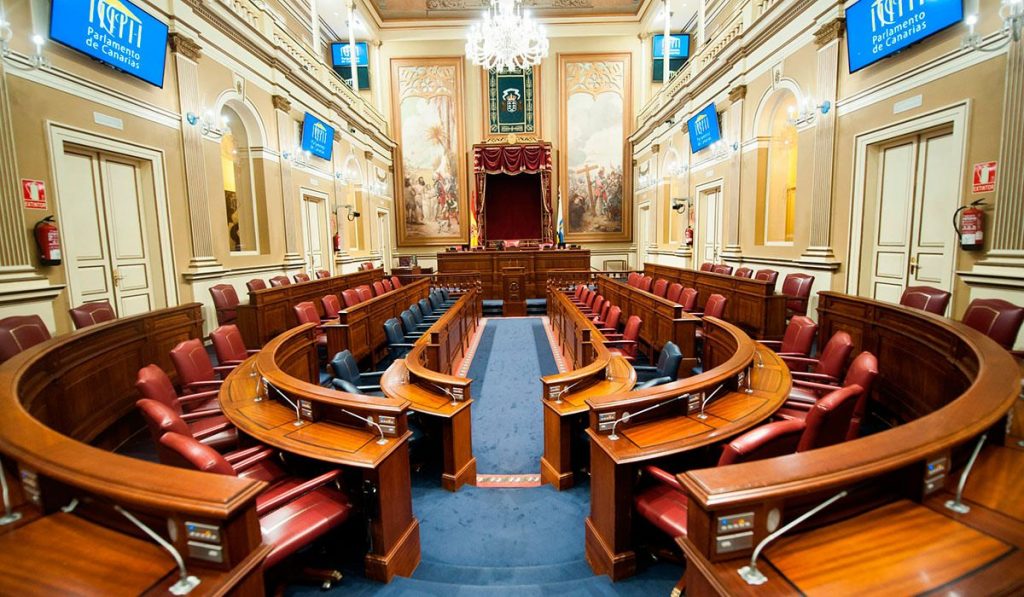 Los actos en el Parlamento darán comienzo a las 11.00 horas. DA