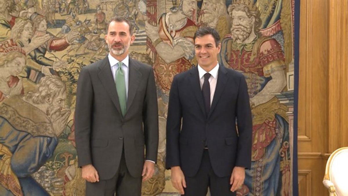 Sánchez, a favor de suprimir la inviolabilidad del Rey, asegura que Felipe VI también sería partidario. / EP