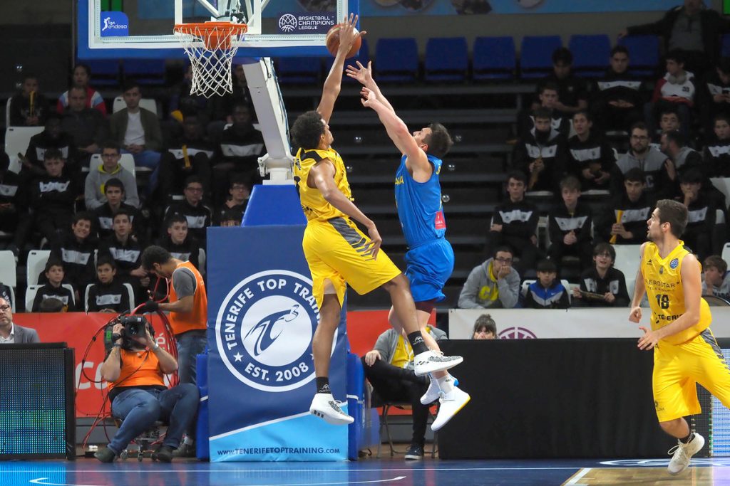 Iberostar Tenerife-Opava | SERGIO MÉNDEZ