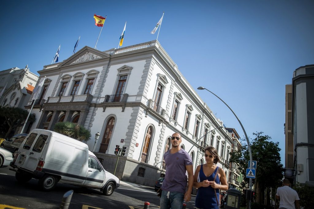 Entre los objetivos de los participantes en el reto de este año de Hackron estará la superación de las barreras de seguridad de algunos de los sistemas del Ayuntamiento capitalino. DA
