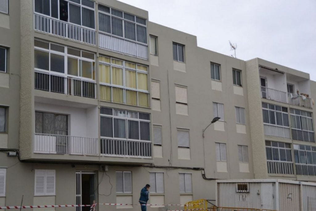 Imagen reciente de algunos de los bloques de la urbanización El Cardonal. DA