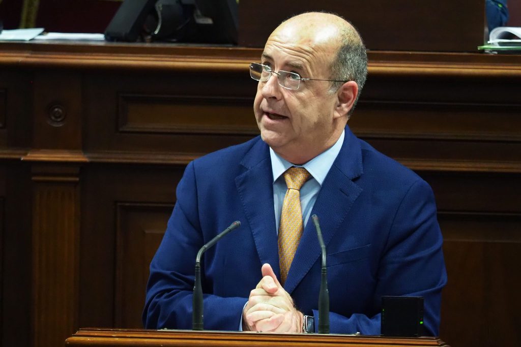 Pedro Ortega, consejero de Economía, Industria, Comercio y Conocimiento. Sergio Méndez