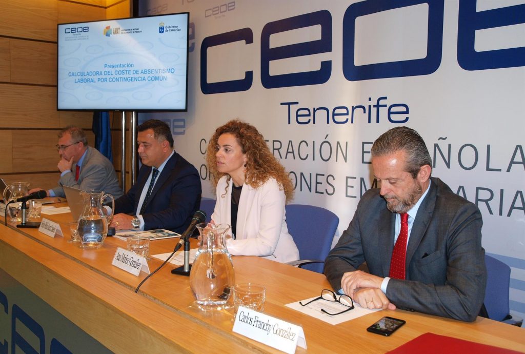 Imagen de la presentación de ayer sobre el coste económico del absentismo laboral en Canarias durante 2018. DA