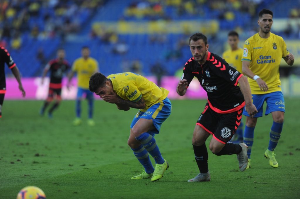 En el derbi de la prime vuelta, los dos equipos empataron en el Estadio de Gran Canario. Fran Pallero