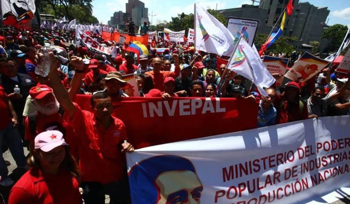 Los partidarios del chavismo realizaron también una marcha contra el imperialismo en Caraca