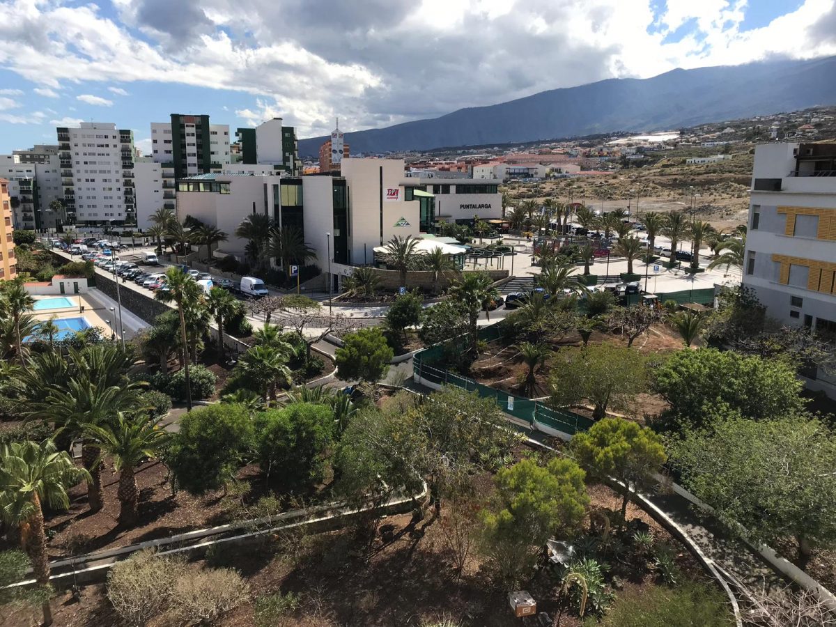 Las obras, que ya han comenzado en la zona verde junto al centro comercial Punta Larga, serán ejecutadas en tres meses; la escalada será una de las grandes atracciones del nuevo espacio