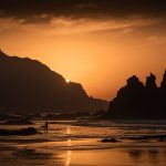Imagen de un atardecer en la Playa de Benijo, en el macizo de Anaga, en Santa Cruz de Tenerife / Foto: Abián San Gil