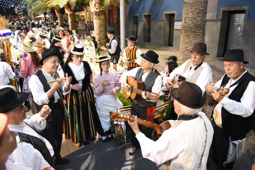 Gu&iacute;a completa para las Fiestas de Mayo de Santa Cruz: conciertos, competiciones y tradiciones