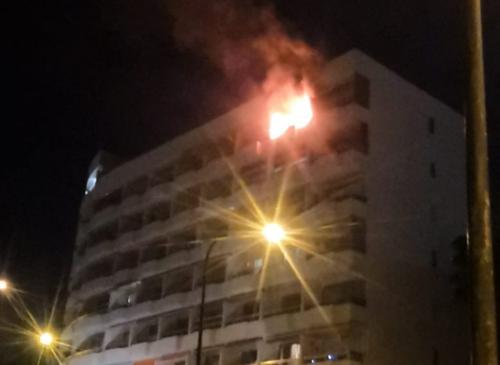 Incendio en un apartamento en Playa de la Arena| DA