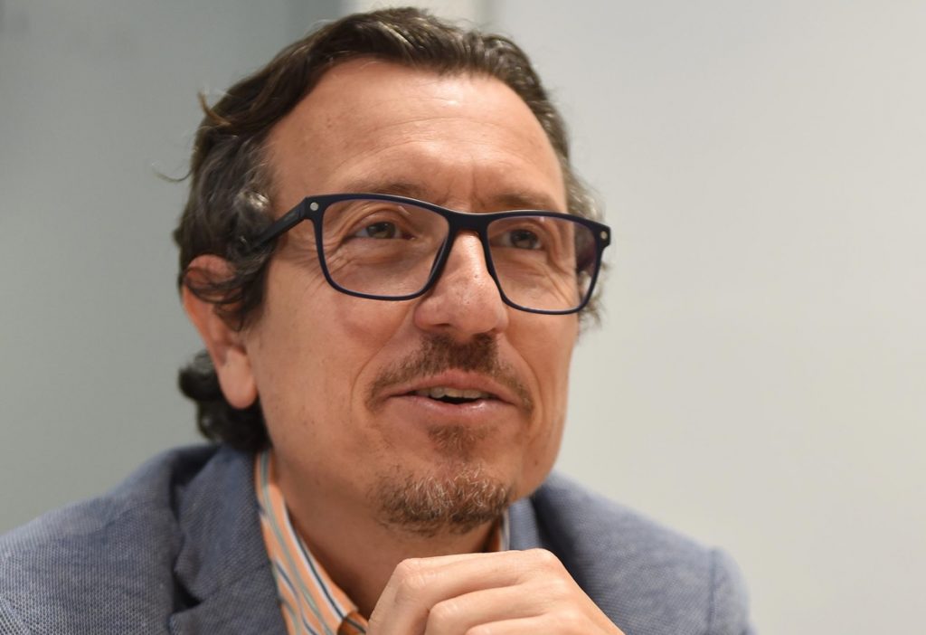 Jesús Morales. Sergio Méndez