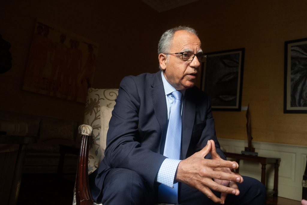 Casimiro Curbelo reconoce que los encuentros con el PSOE han posibilitado avances en la negociación| FRAN PALLERO