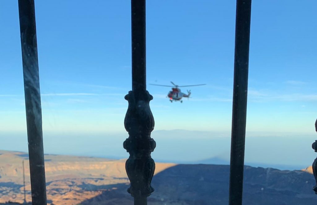 Rescate de una mujer en el Teide. Los Dragos