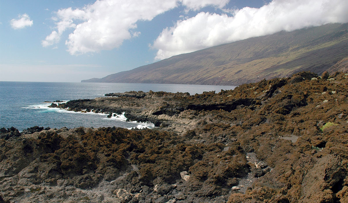 CALA DE TACORÓN EL HIERRO