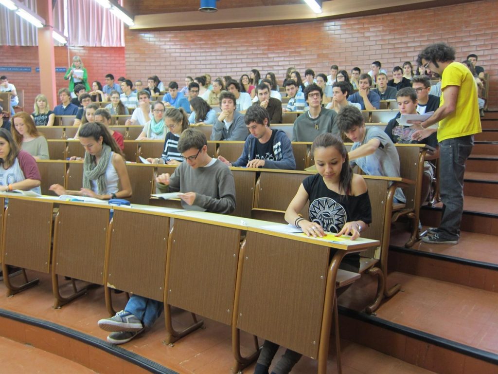 Los alumnos se examinarán en Canarias a partir de este miércoles. EP