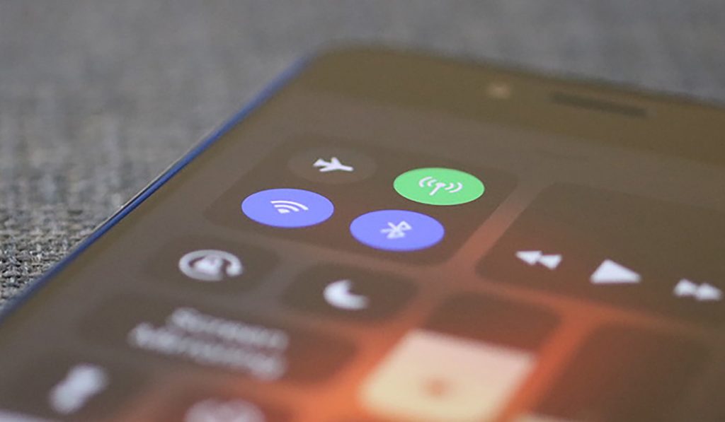 BLUETOOTH WIFI 4G SMARTPHONE