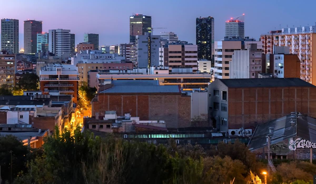 L' Hospitalet de Llobregat. Google