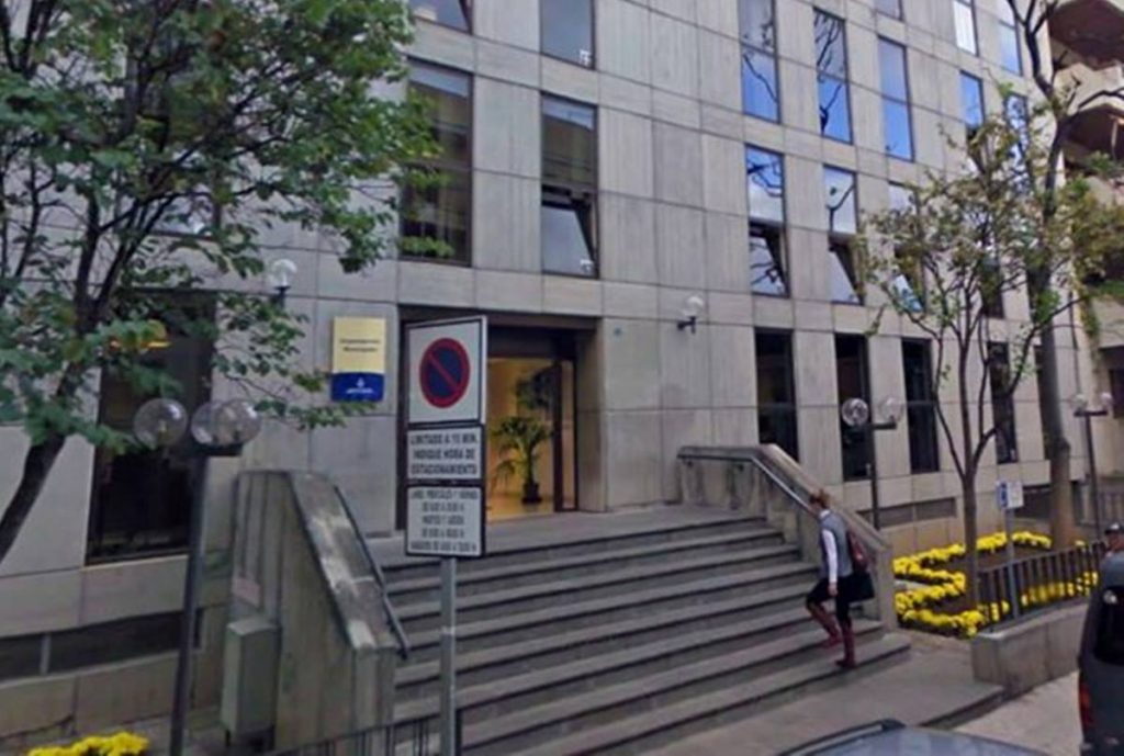 El edificio de General Antequera ya se encuentra en obra para ser reutilizado como oficinas municipales, una intervención que se pretende extender al resto de edificios de propiedad municipal. DA