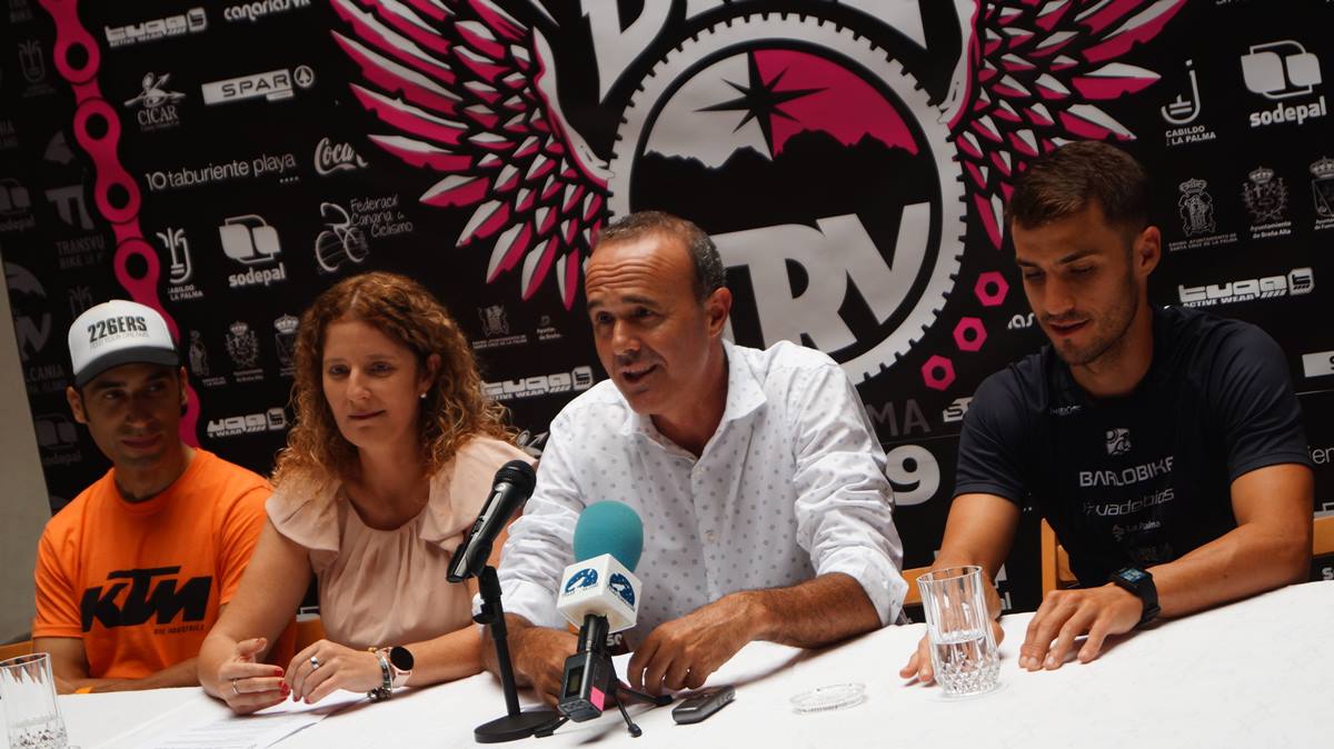 Presentación de la prueba en el Palacio Salazar. D.T.