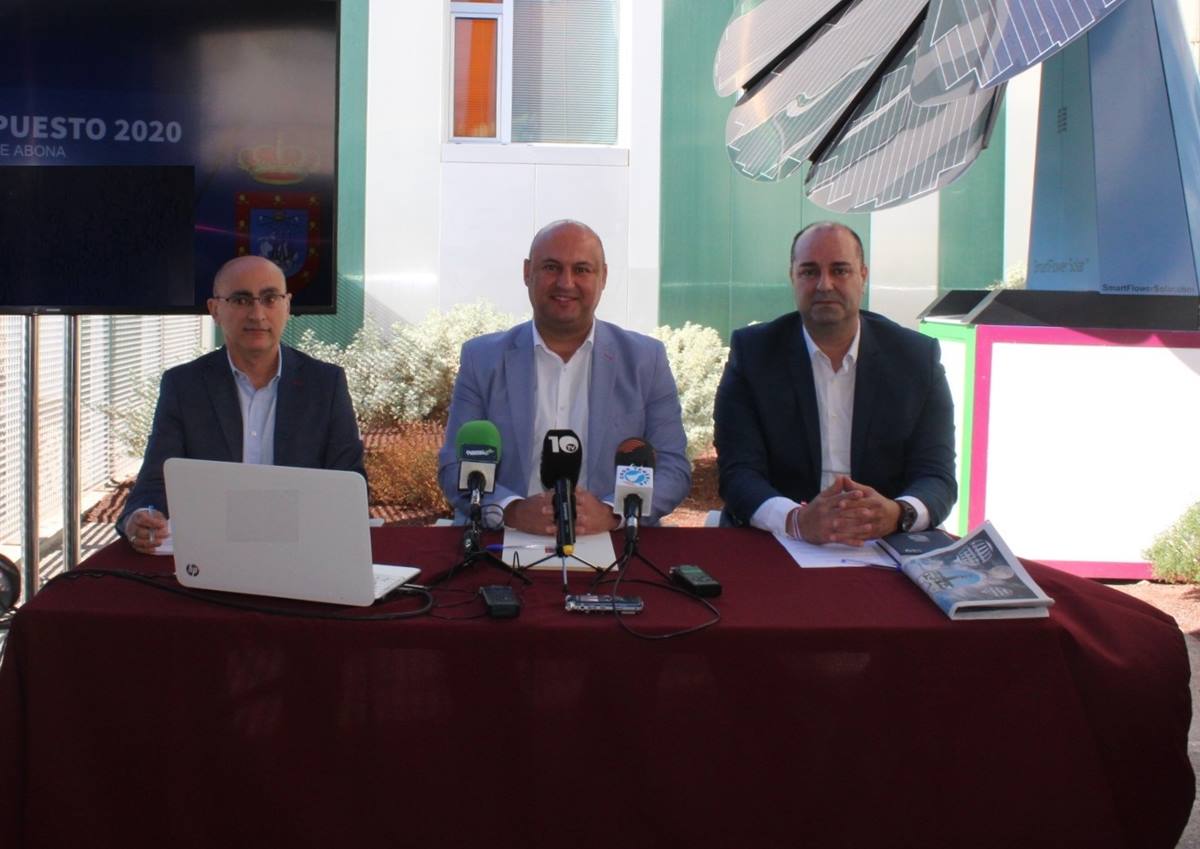  Vera, Regalado y González (De izquierda a derecha). DA
