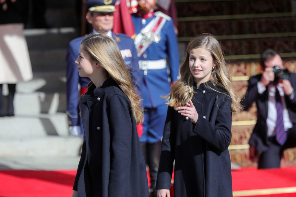 La infanta Sofía y la princesa Leonor