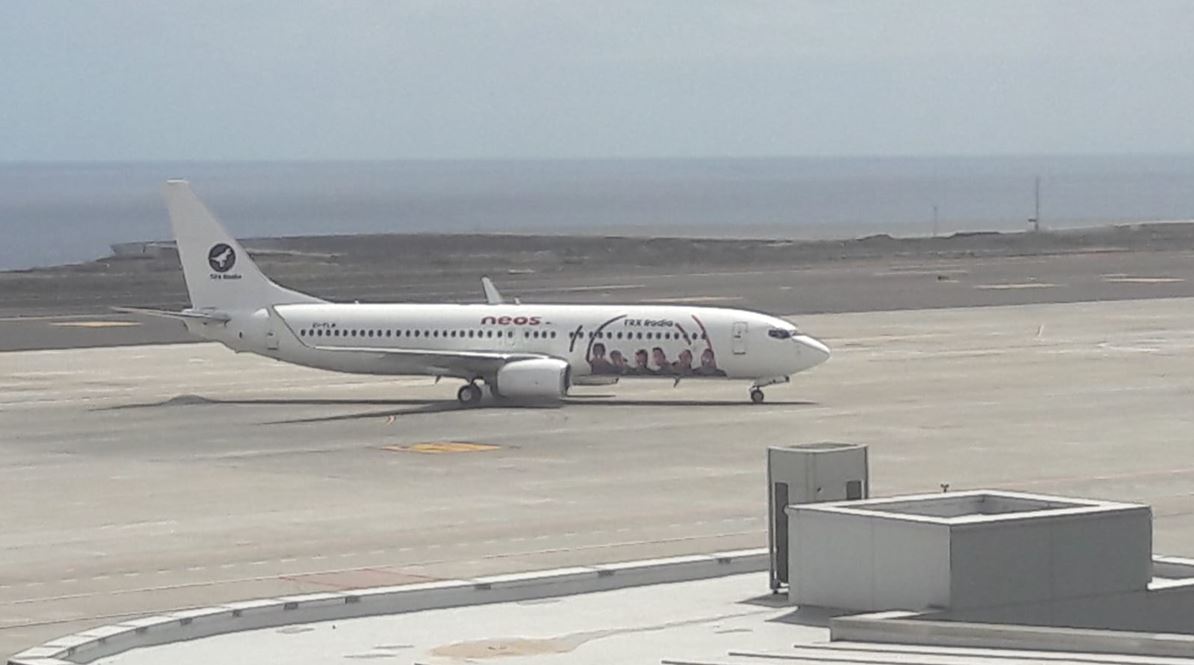 Uno de los aviones contratados por la Embajada italiana, en el Sur. DA