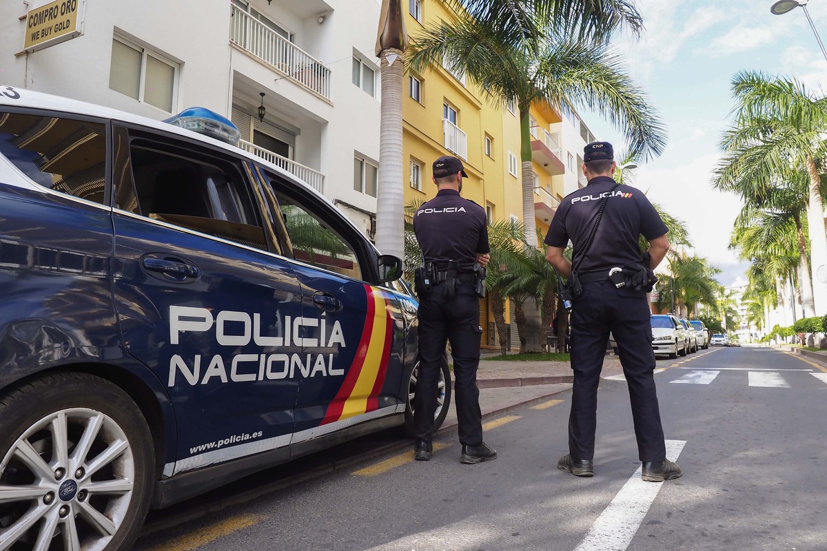 ESTADO DE ALARMA CONTROLES TENERIFE LOS CRISTIANOS