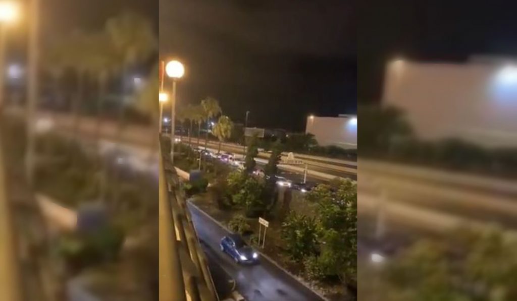 "Es una pasada": impresionante cola en La Laguna para comprar hamburguesas