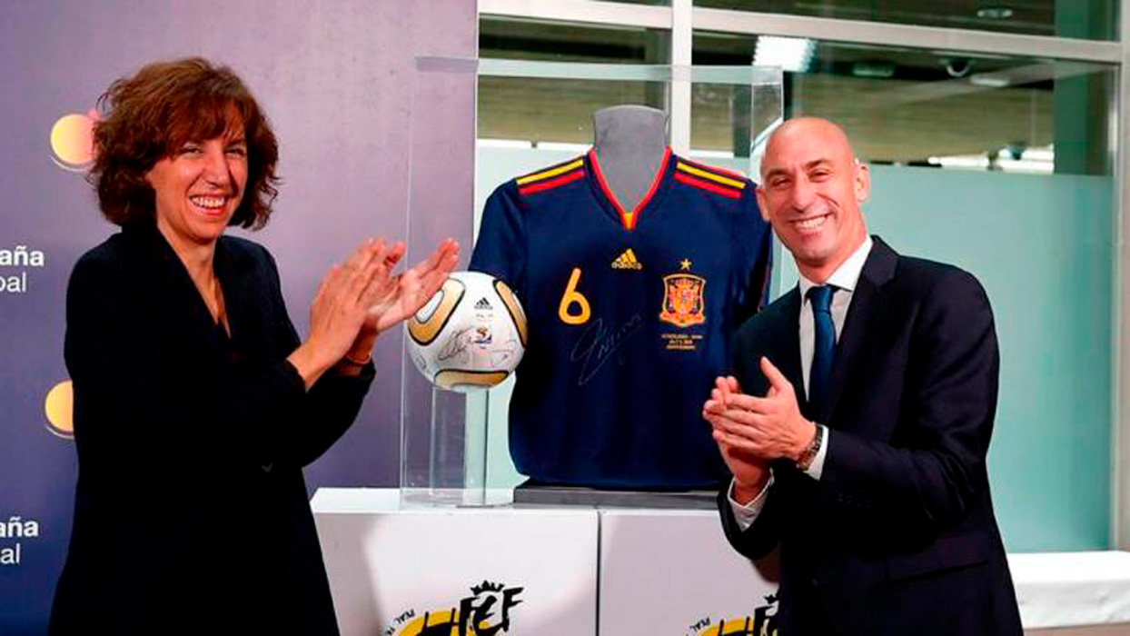 Irene Lozano, presidenta del CSD, junto al presidente de la Federación Española, Luis Rubiales