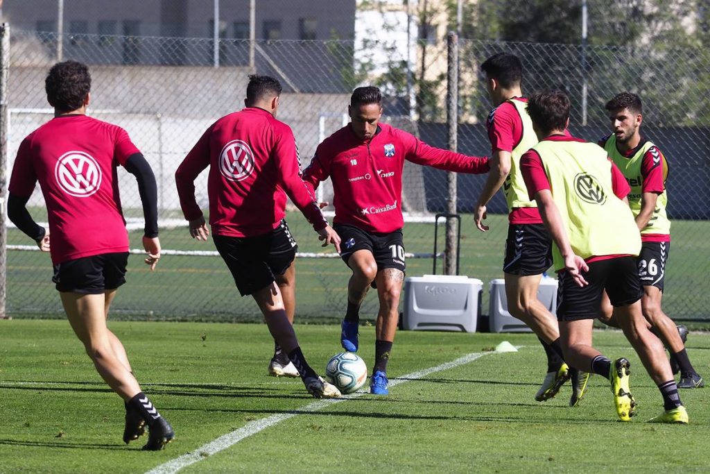 La plantilla blanquiazul volverá a entrenarse este sábado, aunque de forma individual. Sergio Méndez