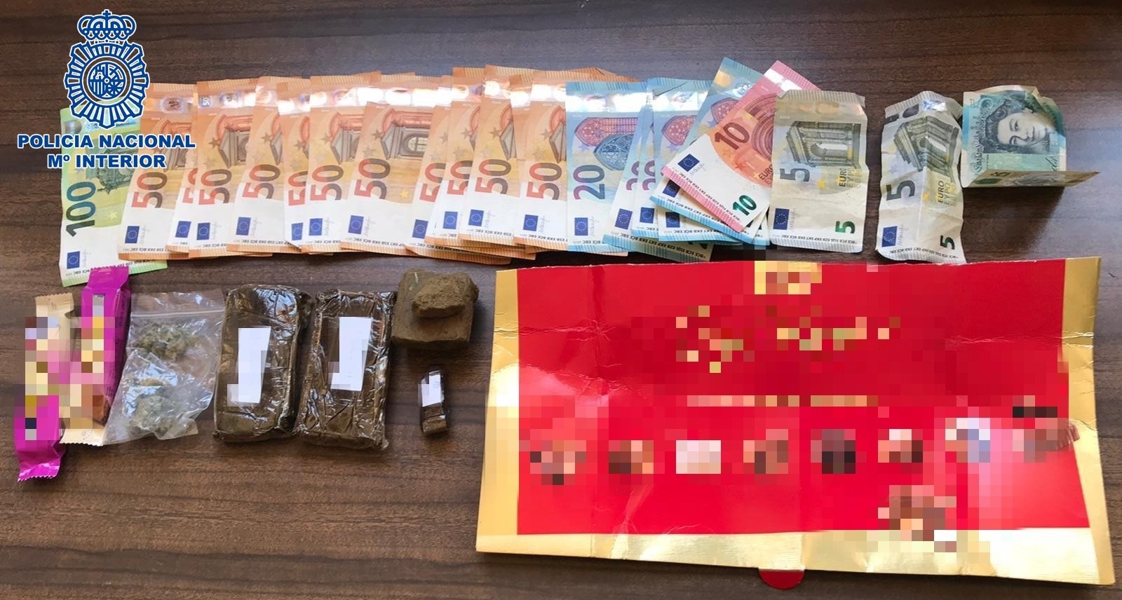 DETENIDOS ADEJE POSESIÓN DROGAS