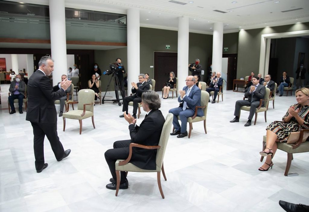 El presidente del Gobierno de Canarias, Ángel Víctor Torres, en el acto de la firma del Pacto para la Reactivación Social y Económica. DA