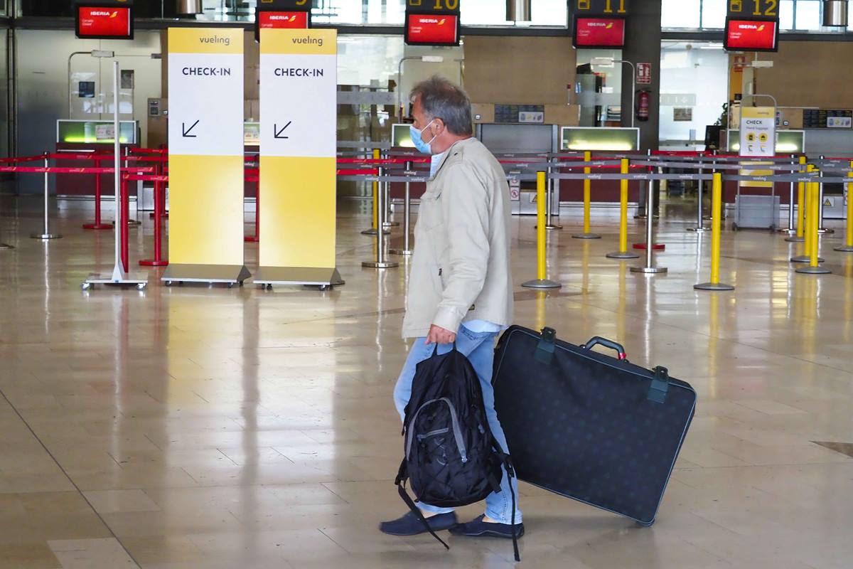 Los vuelos tuvieron ayer más afluencia que en días anteriores. S. M.