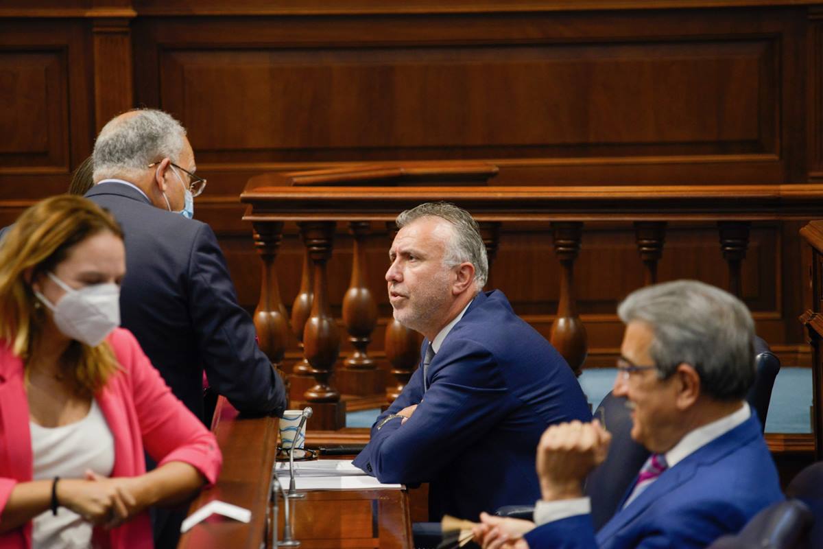 Ángel Víctor Torres. DA