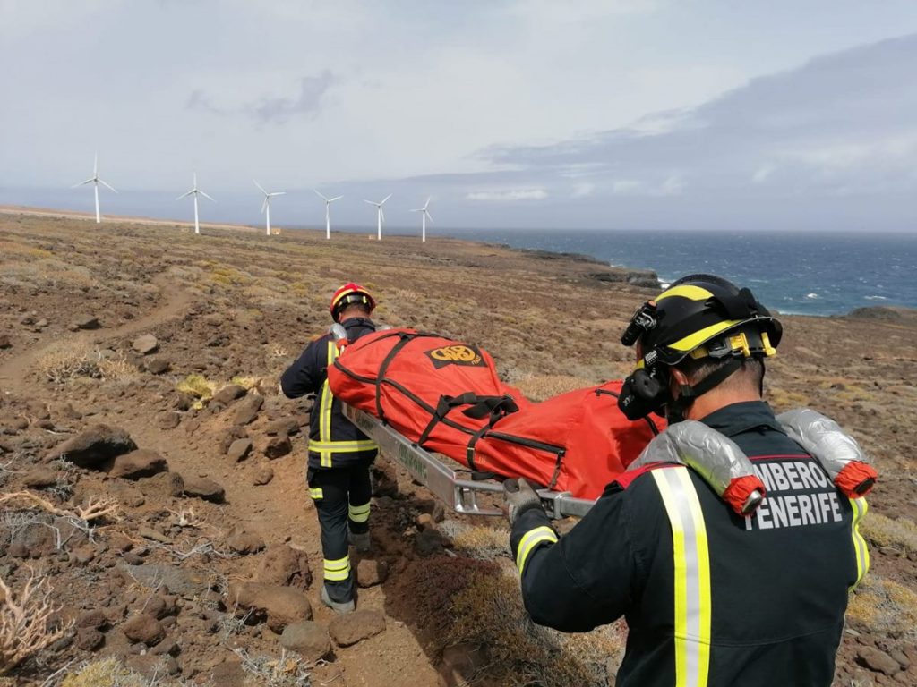 Rescate tras caer por un barranquillo en Buenavista