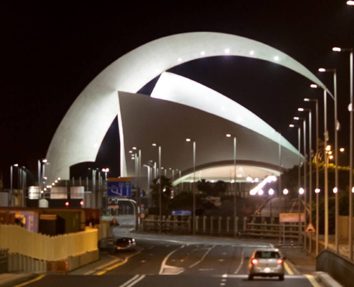 Imagen de la iluminación led en el Auditorio de Tenerife. DA