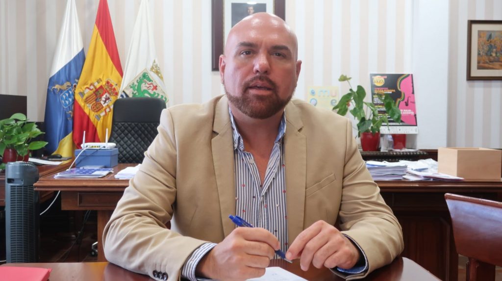 Marco González recalca la importancia que tiene la cultura para el Puerto de la Cruz. DA