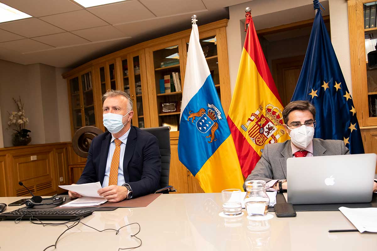 El presidente de Canarias, Ángel Víctor Torres