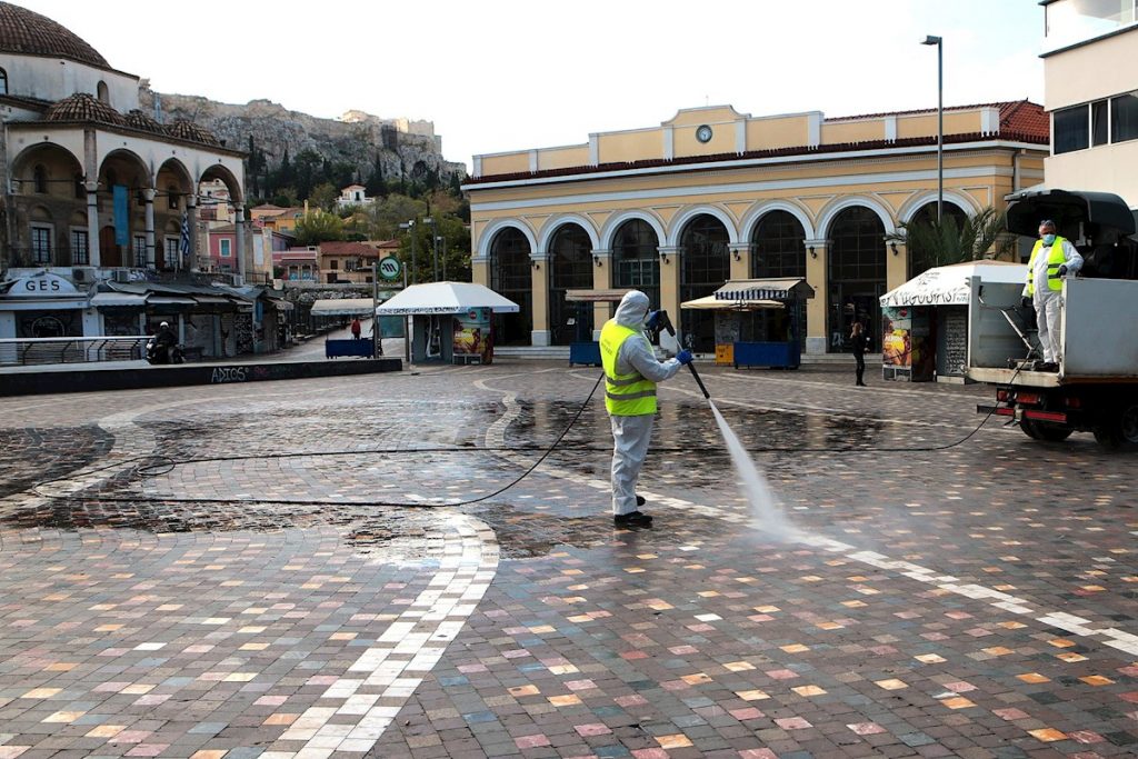 Calles de Atenas, Grecia, en la primera jornada del segundo confinamiento el pasado 7 de noviembre