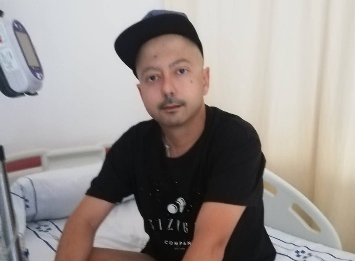 El tinerfeño Javier, de 32 años, siempre se ha mostrado positivo frente a la enfermedad. DA