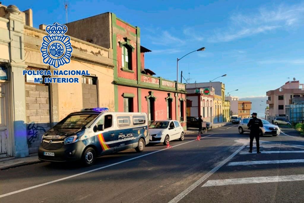 CONTROL POLICIAL SANTA CRUZ TENERIFE