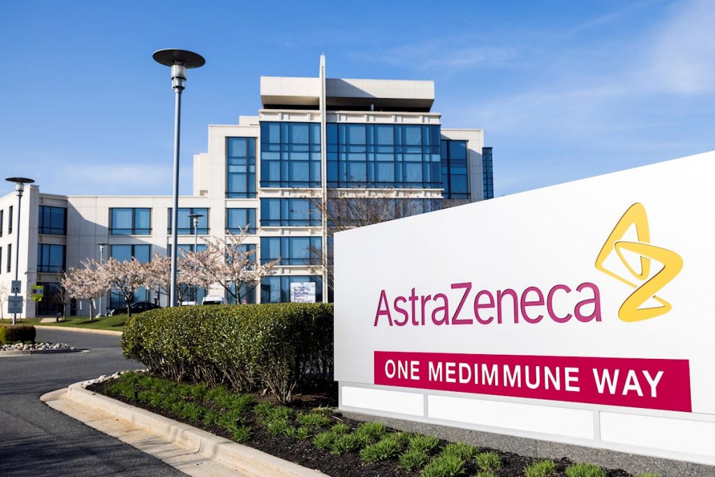 La UE anuncia que no renovará su contrato con AstraZeneca
