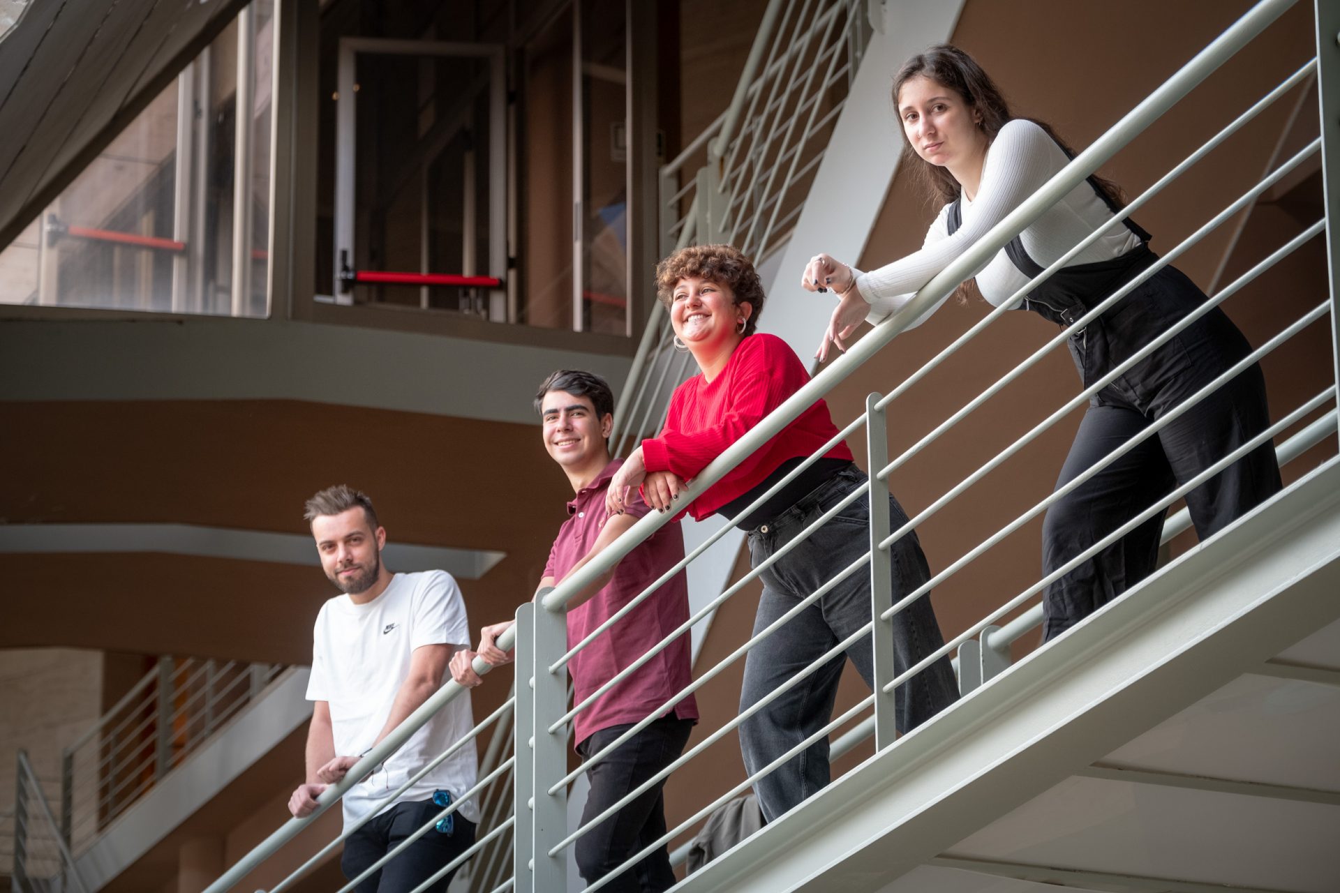 Javier Alonso, Carlos Hernández, Alba Collantes y Yanira Alonso afirman que con el proyecto están viendo la gran preocupación sobre la realidad migratoria que existe en la Isla. FRAN PALLERO