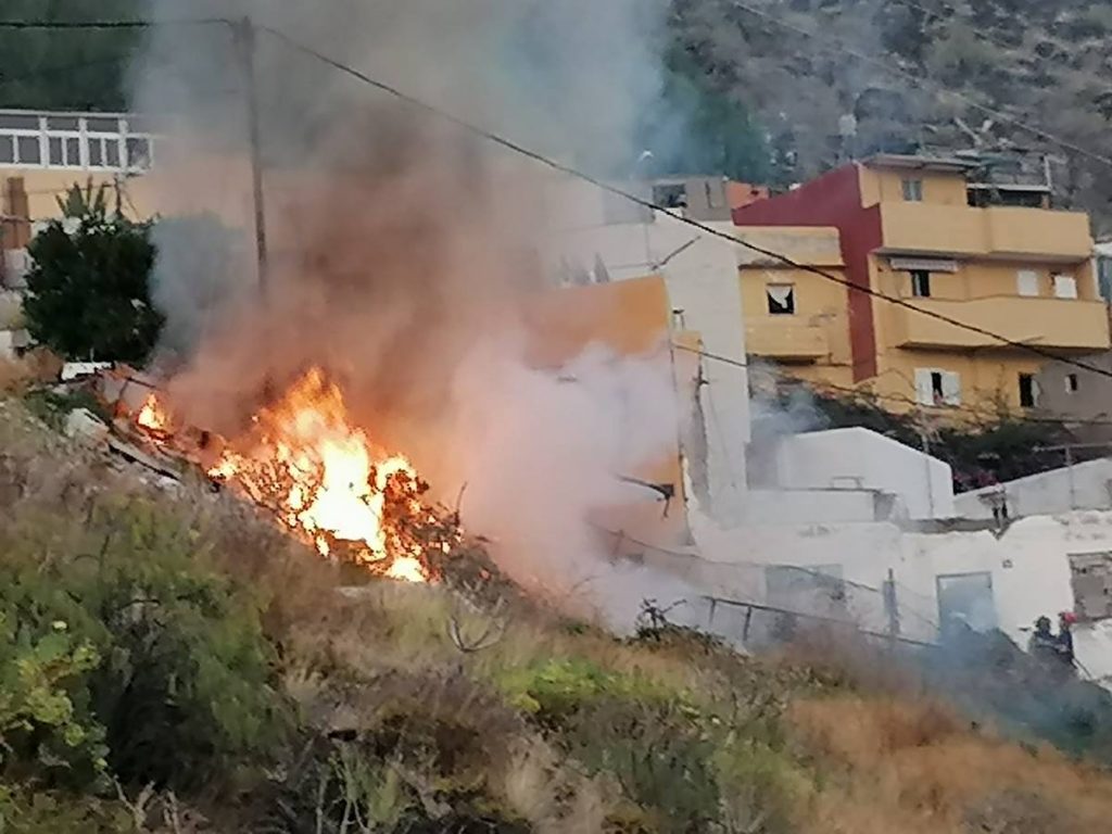 Conato de incendio en el barrio de La Alegría. DA